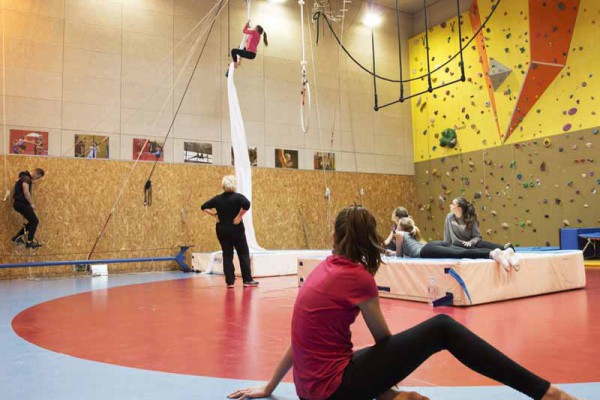 Ecole Cirque 1