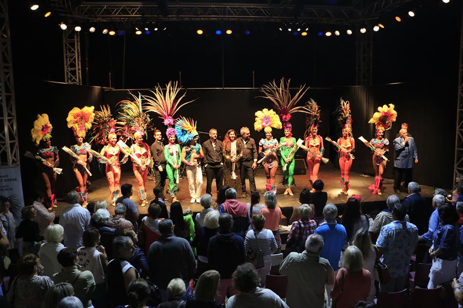 Tropicalia31