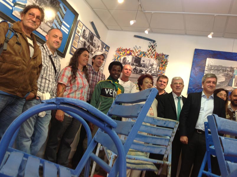 expo-chaisesbleues-1