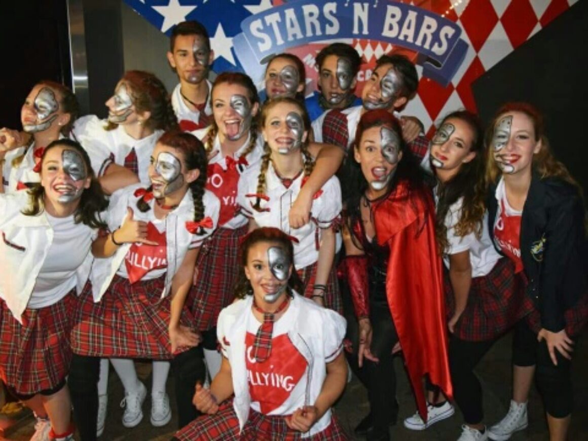 soiree8hallowenne8starsnbar82016-2
