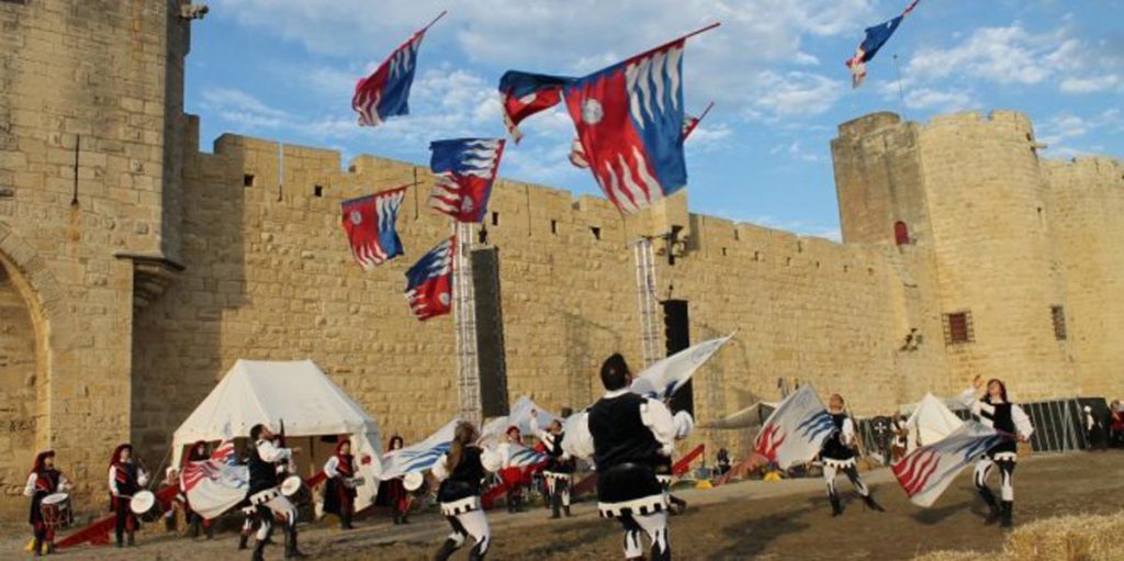 lanceurs_drapeaux_forto_novo