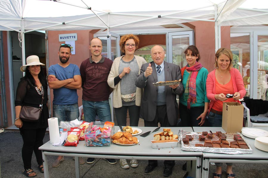 Vide Grenier Plan D'ariou 21 05 17 (6)