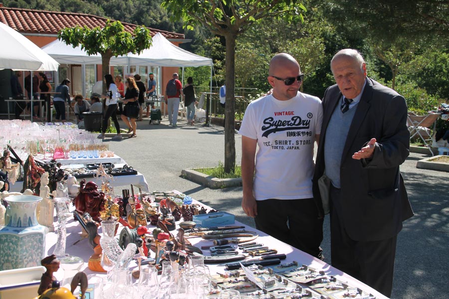 Vide Grenier Plan D'ariou 21 05 17 (7)