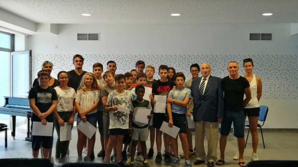 Centre Ado Ete2017 (1)