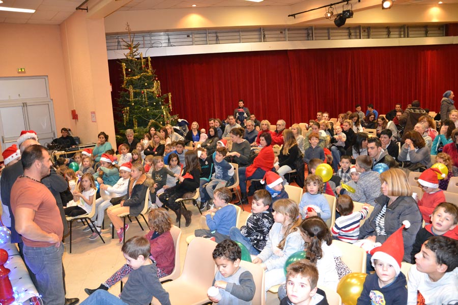 Noel Amis Duchateau (14)