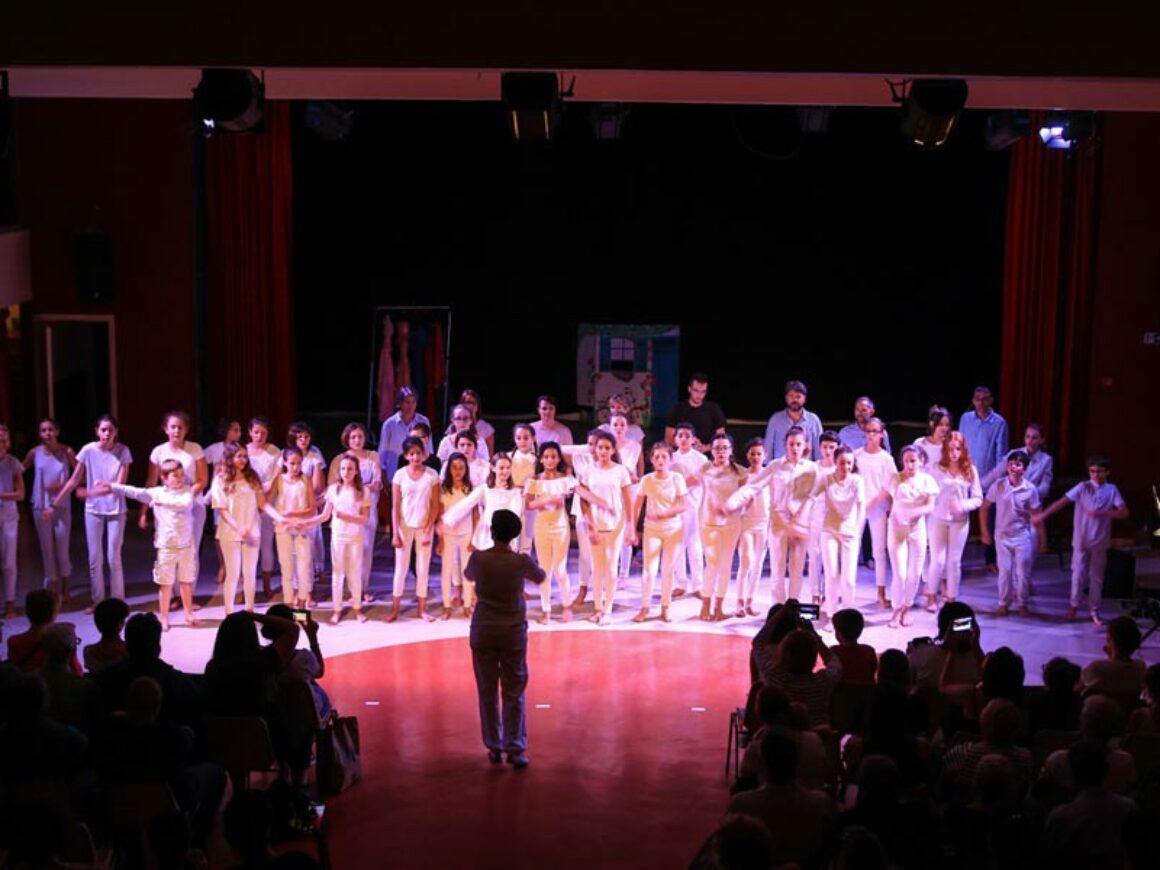 Comedie Musicale College Debrun