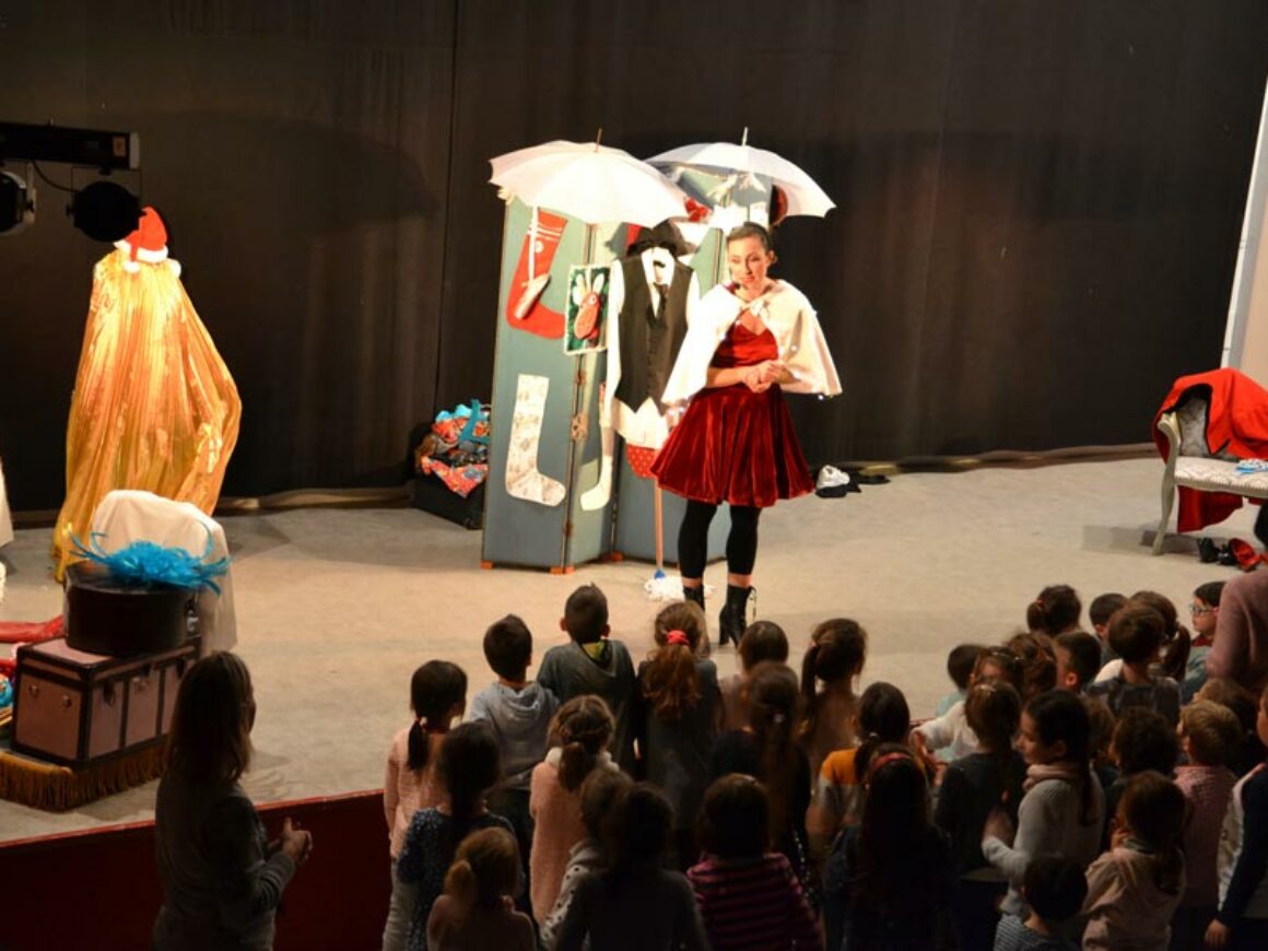 Spectacle Noel Maternelle 2018 (170)