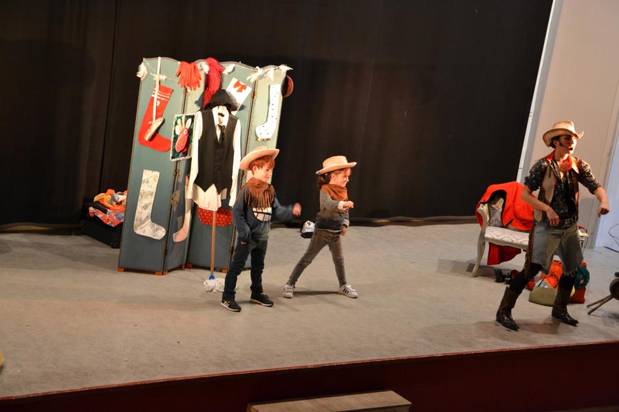 Spectacle Noel Maternelle 2018 (99)