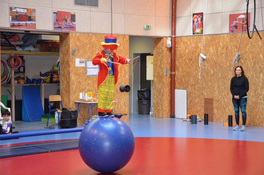 Noe Clown Boule