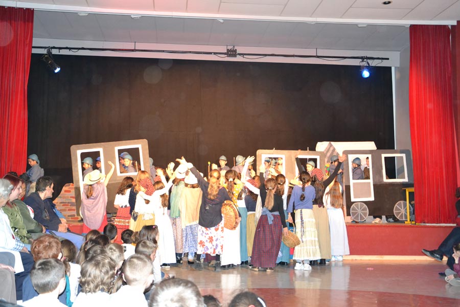 Theatre CM1 CM2 (20)