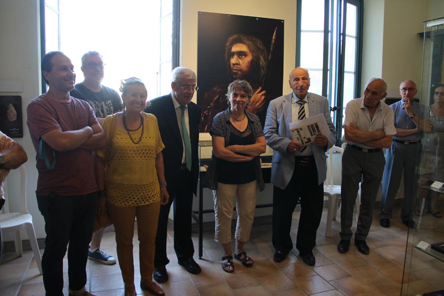 Vernissage Expo 10 Idees Recues (1)