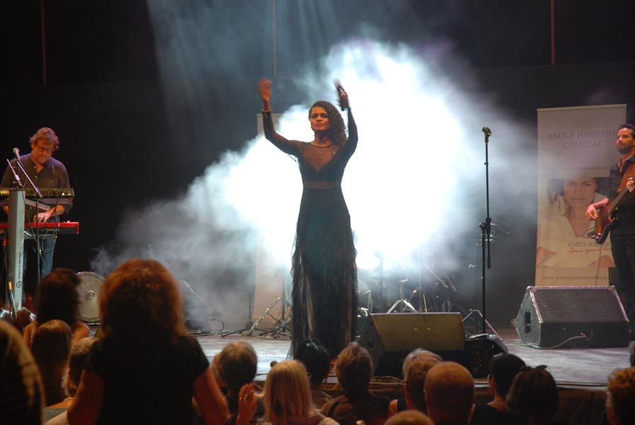 Nuis Du Chateau Emily Johnson©g Simorre (6)
