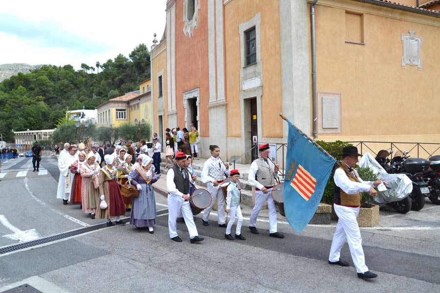 Ste Rosalie Ceremonies 04 09 19 (25)